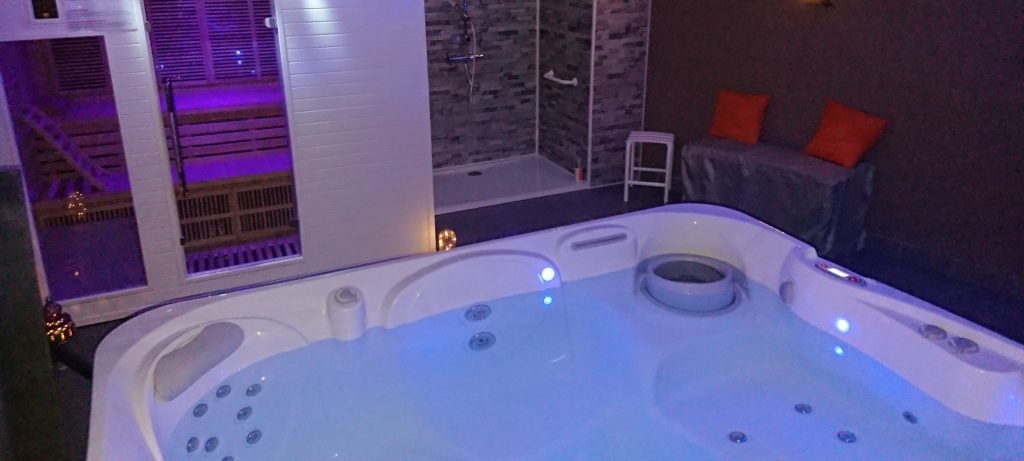 jacuzzi sauna